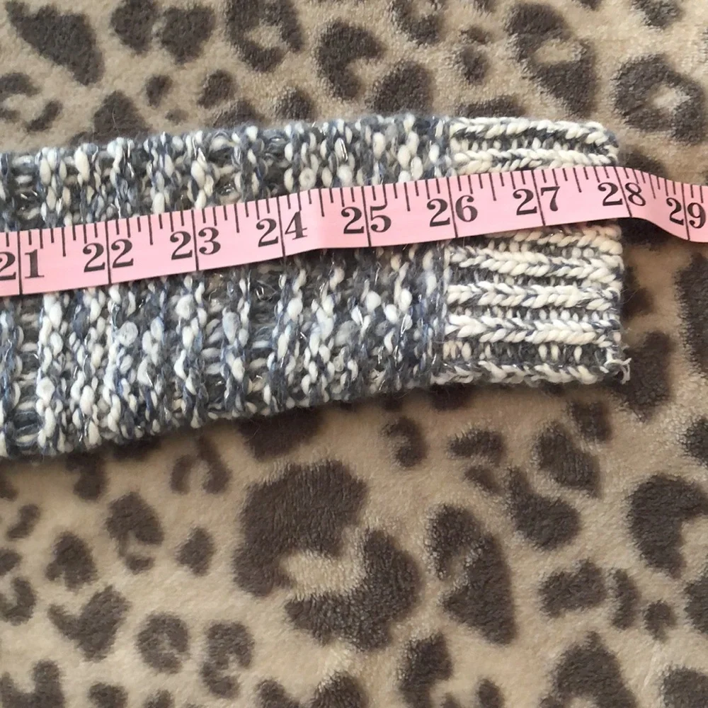 Abercrombie & Fitch V-neck Sequin Sweater Gray Size Small